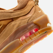 NIKE SB - AIR MAX ISHOD - Flax Wheat Flax Safety Orange