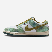 Nike Sb x Alexis Sablone - Dunk Low Pro "Chameleon" - Oil Green / Desert Moss - White