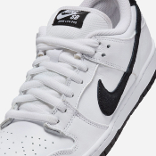 Nike SB - Dunk Low Premium Pro - White / Black White Black