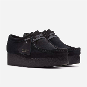 CLARKS - WALLACRAFT BEE - Black Suede