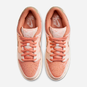 NIKE SB - DUNK LOW PRO PRM "TROCADERO GARDENS"  -  Amber Brown Guava Ice Crimson Tint Hemp